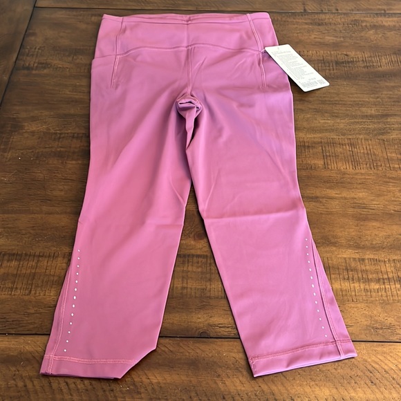 Swift speed crop legging - Picture 4 of 4